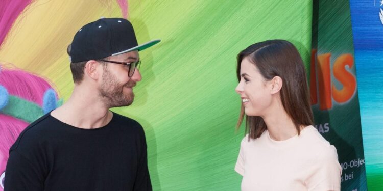 Lena und Mark Babybauch