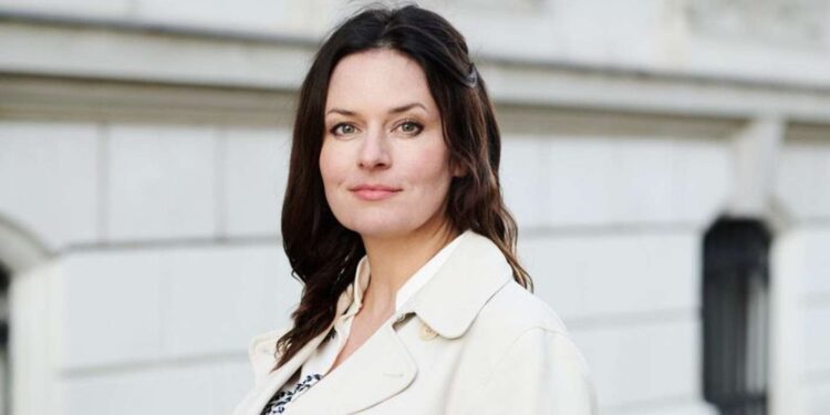 Angela Ascher